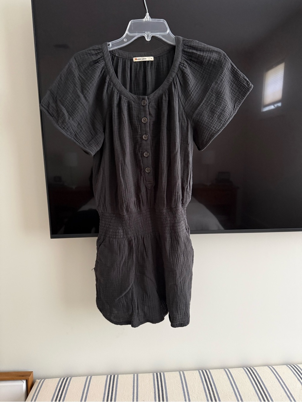 Marine layer sz small romper damaged